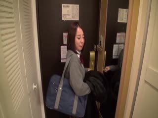 FSKI-001初心で可愛い素人女子校生の「大きなオッパイ」をチューチュー吸わせてもら【午夜欧美一级大胆视频】